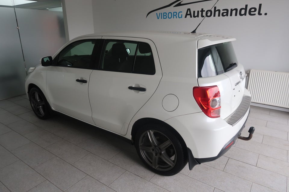 Toyota Urban Cruiser 1,3 VVT-i T1 5d