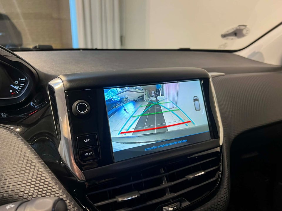 Peugeot 208 1,6 BlueHDi 100 Allure Sky 5d