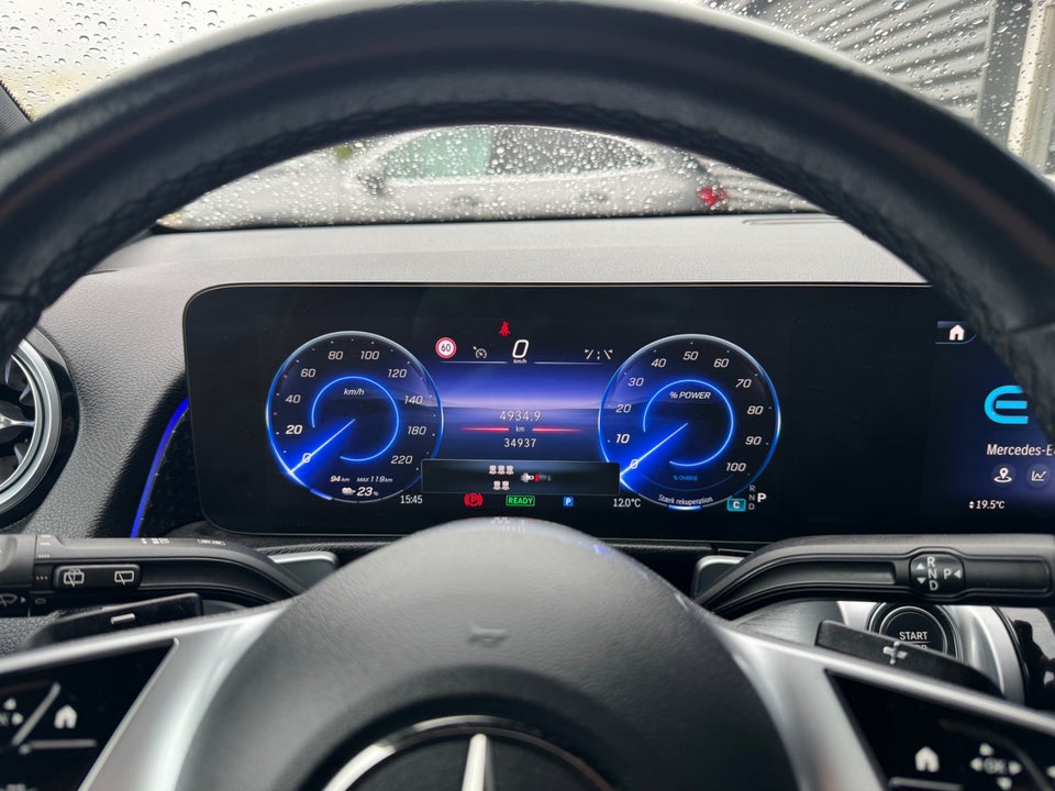Mercedes EQB250+ Progressive 5d