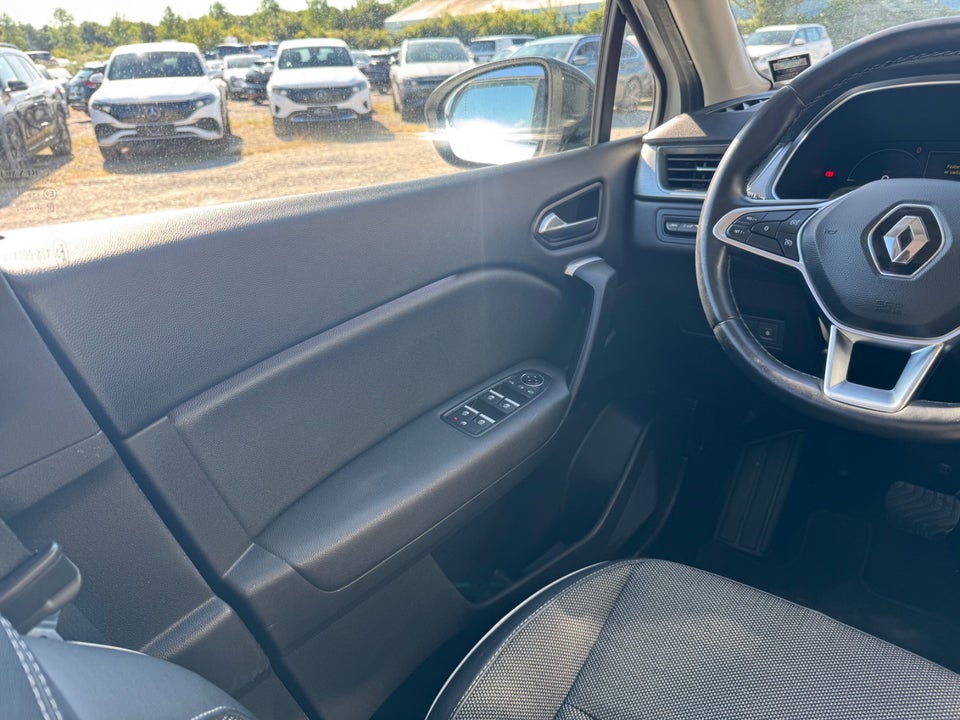 Renault Captur 1,6 E-Tech Intens 5d
