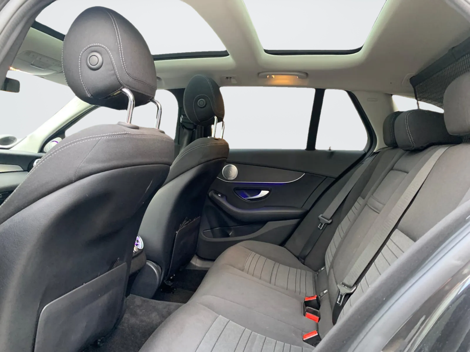 Mercedes C300 de 2,0 stc. aut. 5d