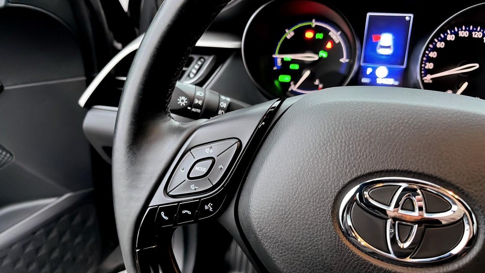 Toyota C-HR 1,8 Hybrid C-LUB Premium Selected CVT 5d