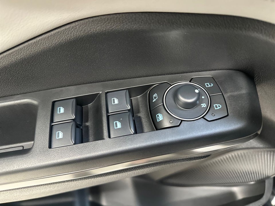 Ford Puma 46 Gen-E Premium 5d