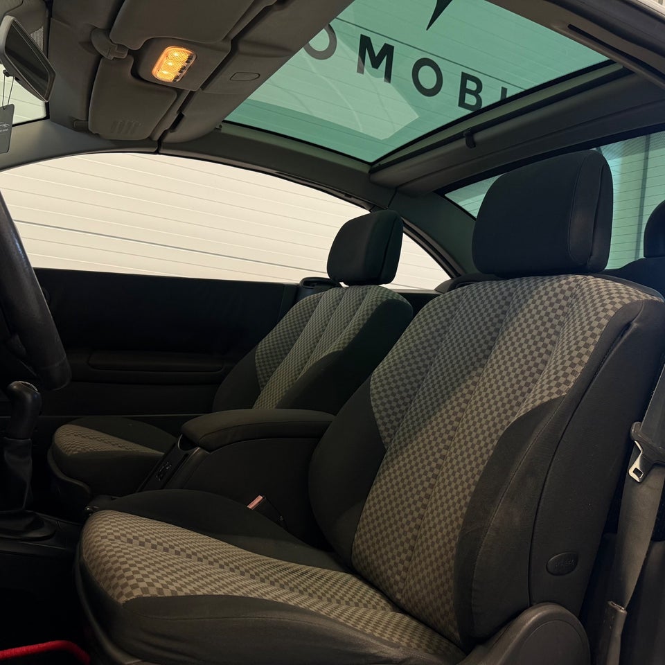 Renault Megane II 1,6 16V CC 2d