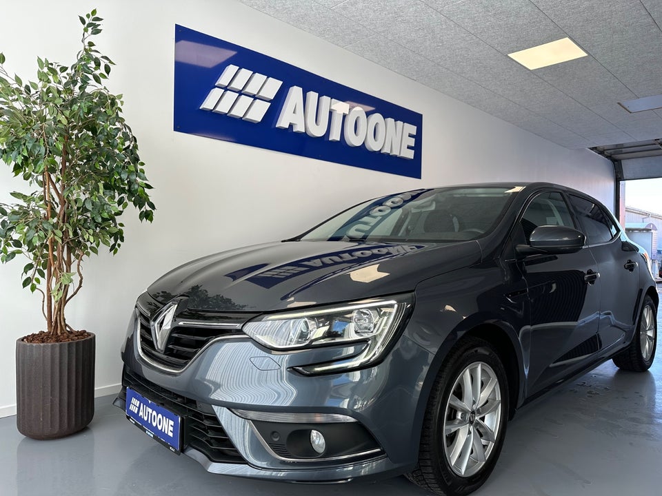 Renault Megane IV 1,3 TCe 140 Zen 5d