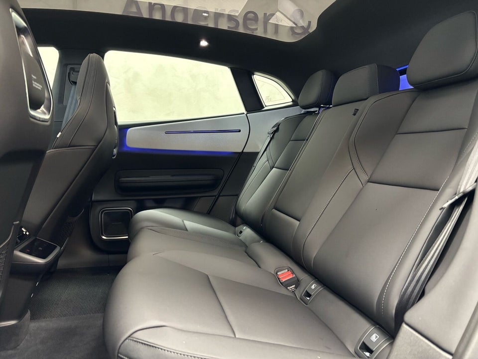 Polestar 4 Long Range AWD 5d