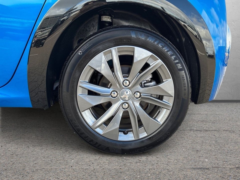 Peugeot e-208 50 Allure 5d