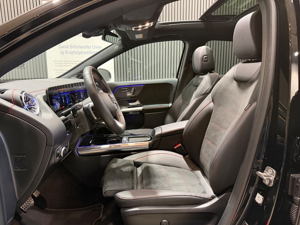 Mercedes EQA300 AMG Premium 4Matic 5d