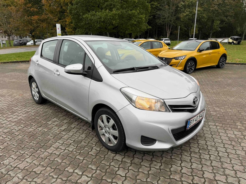 Toyota Yaris 1,3 VVT-i T2 Touch 5d
