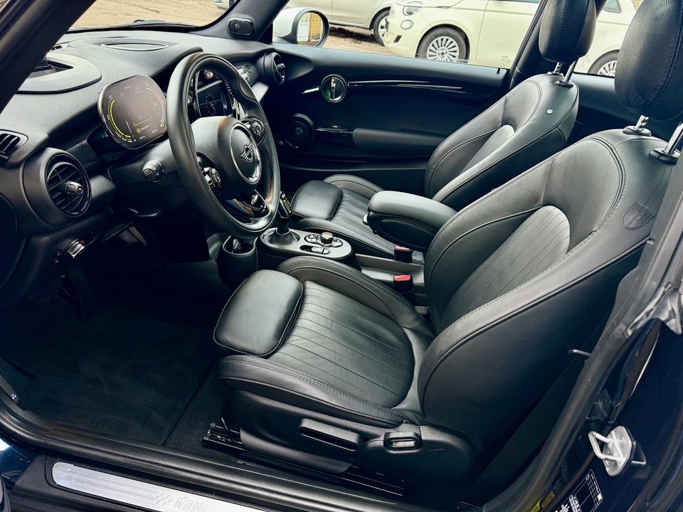 MINI Cooper SE Maximise 3d