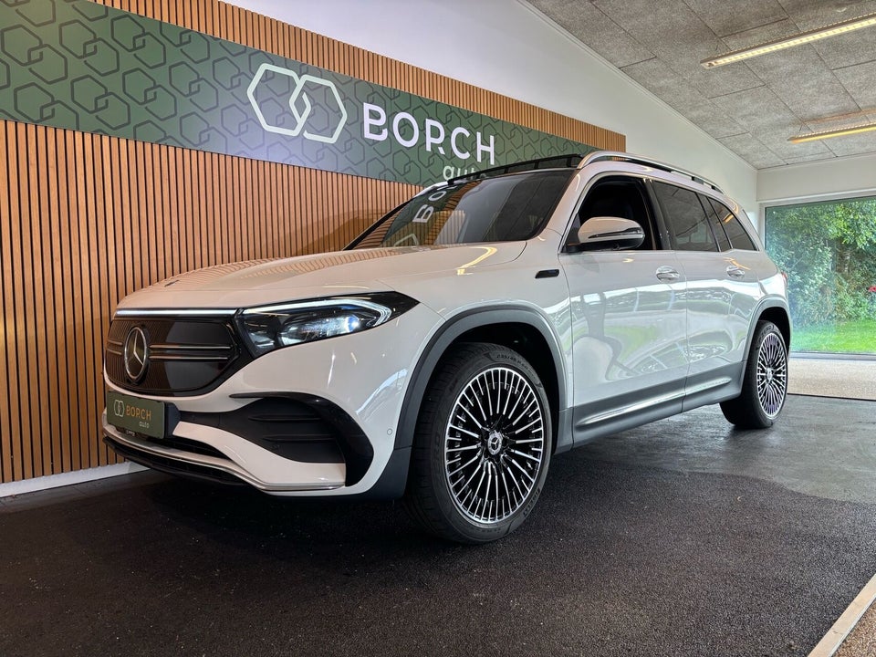 Mercedes EQB300 AMG Line 4Matic 5d