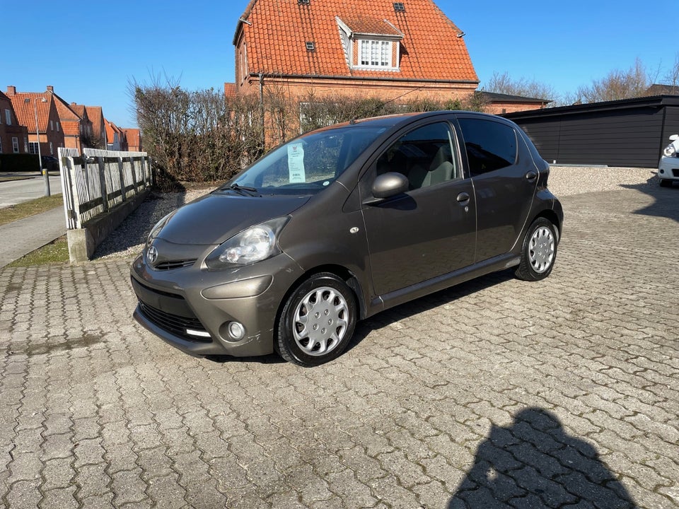 Toyota Aygo 1,0 VVT-i T1 5d