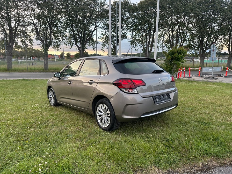 Citroën C4 1,2 PureTech 130 Feel 5d
