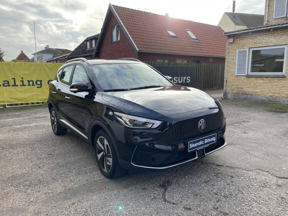 MG ZS 70 Luxury 5d