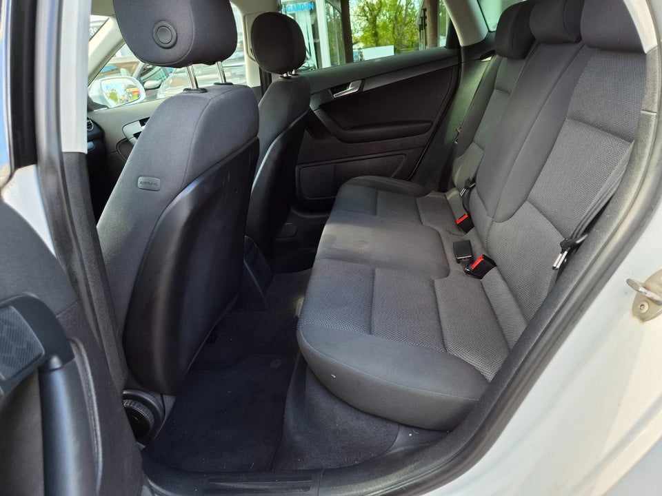 Audi A3 1,6 TDi Ambiente Sportback 5d