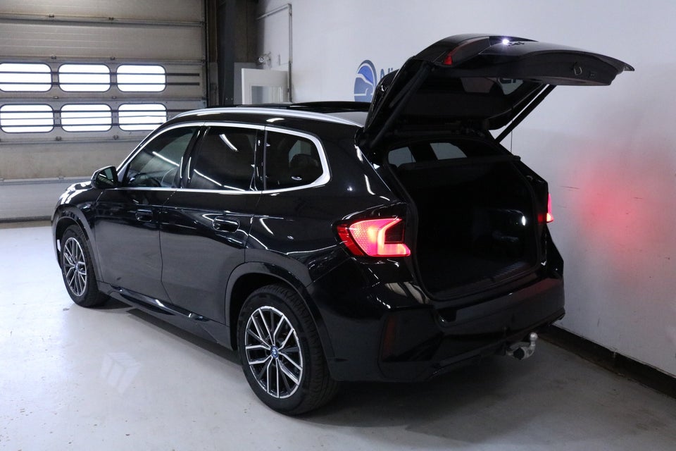 BMW iX1 eDrive20 M-Sport 5d