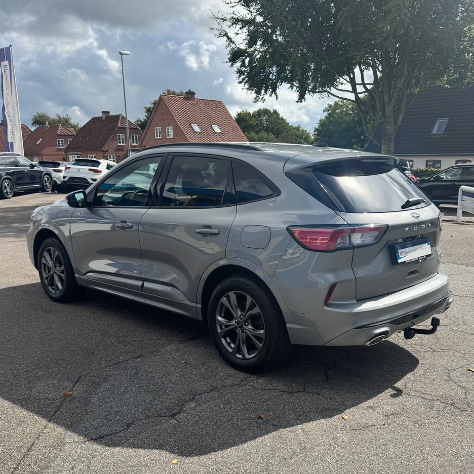 Ford Kuga 2,5 PHEV ST-Line X CVT 5d