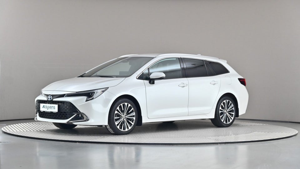 Toyota Corolla 1,8 Hybrid Style e-CVT 5d