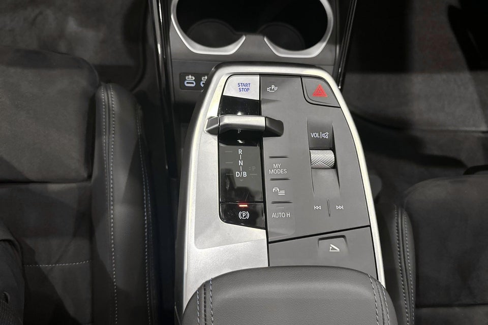 BMW iX2 eDrive20 M-Sport 5d