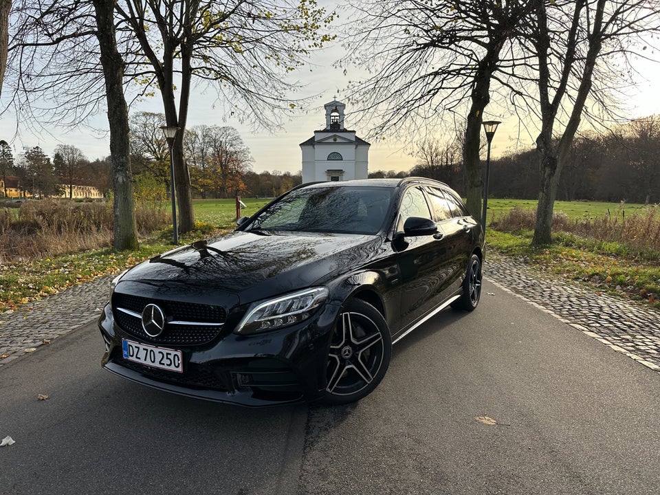 Mercedes C300 e 2,0 AMG Line Night Edition stc. aut. 5d