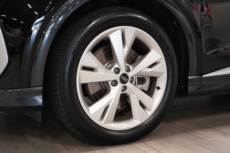 Audi Q4 e-tron 45 S-line 5d