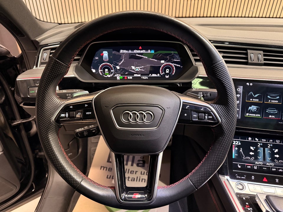 Audi Q8 e-tron 55 S-line Black Edition Sportback quattro 5d