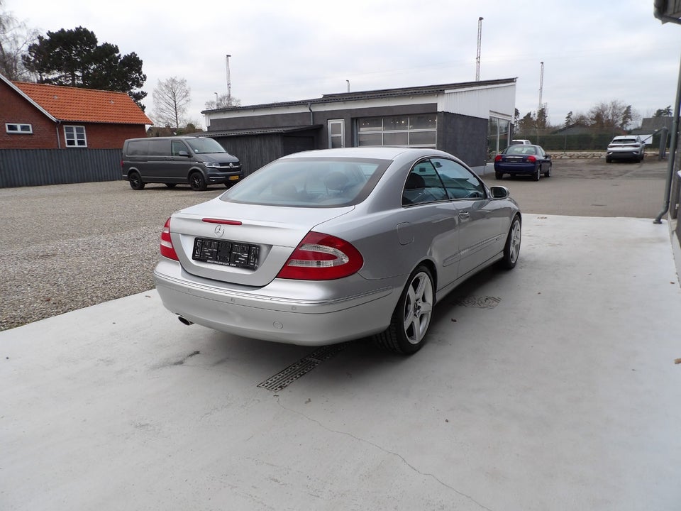 Mercedes CLK240 2,6 Avantgarde aut. 2d