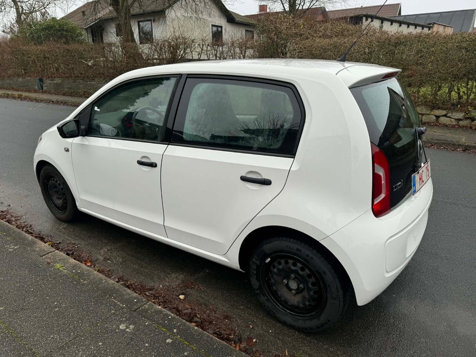 VW Up! 1,0 60 Groove Up! BMT 5d