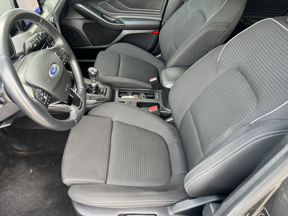 Ford Focus 1,0 EcoBoost mHEV Titanium X 5d