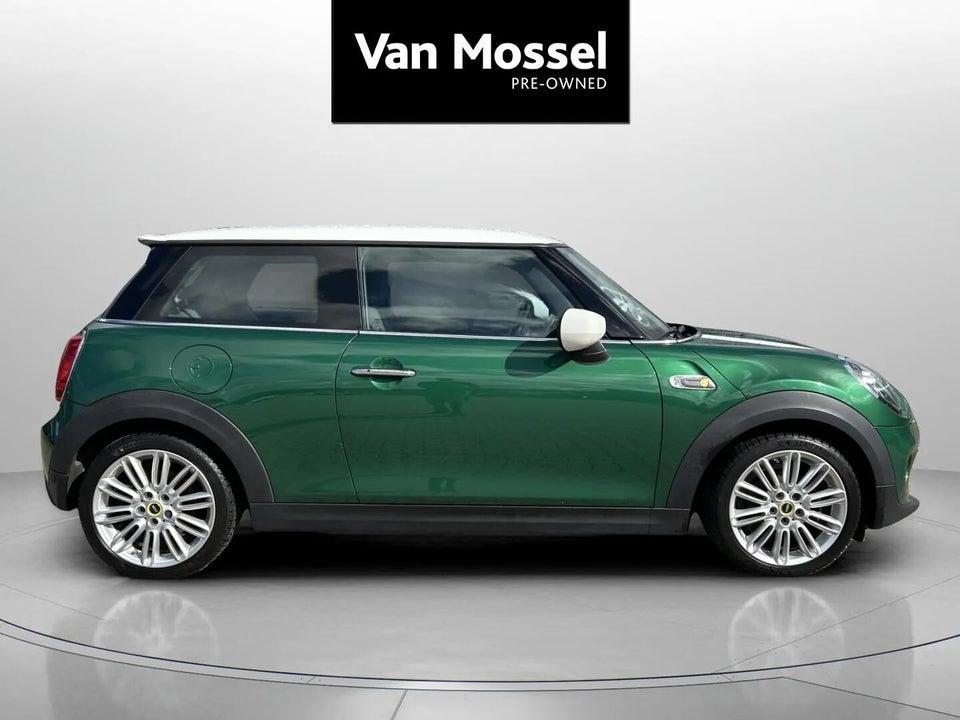MINI Cooper SE Classic Trim 3d
