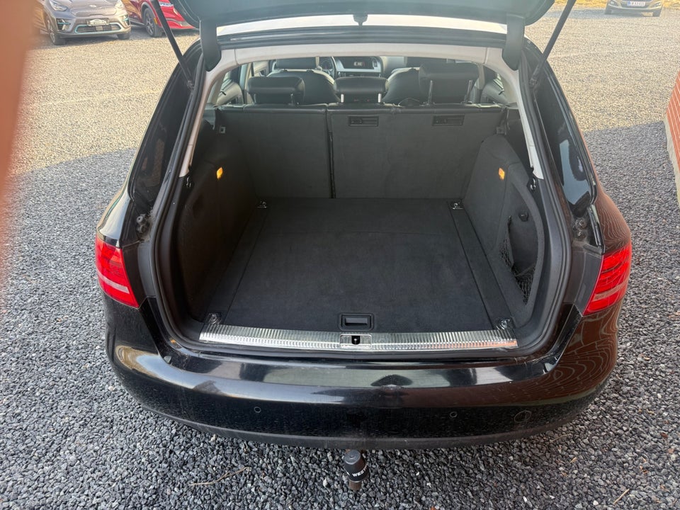 Audi A4 2,0 TDi 143 Ambition Avant Multitr 5d