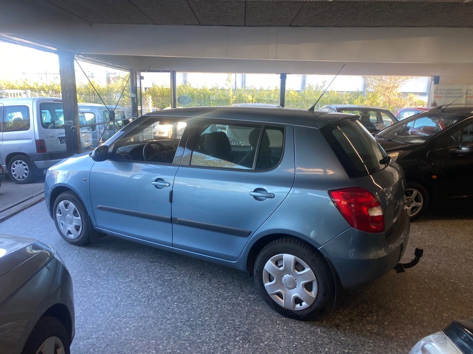 Skoda Fabia 1,4 16V Ambiente 5d