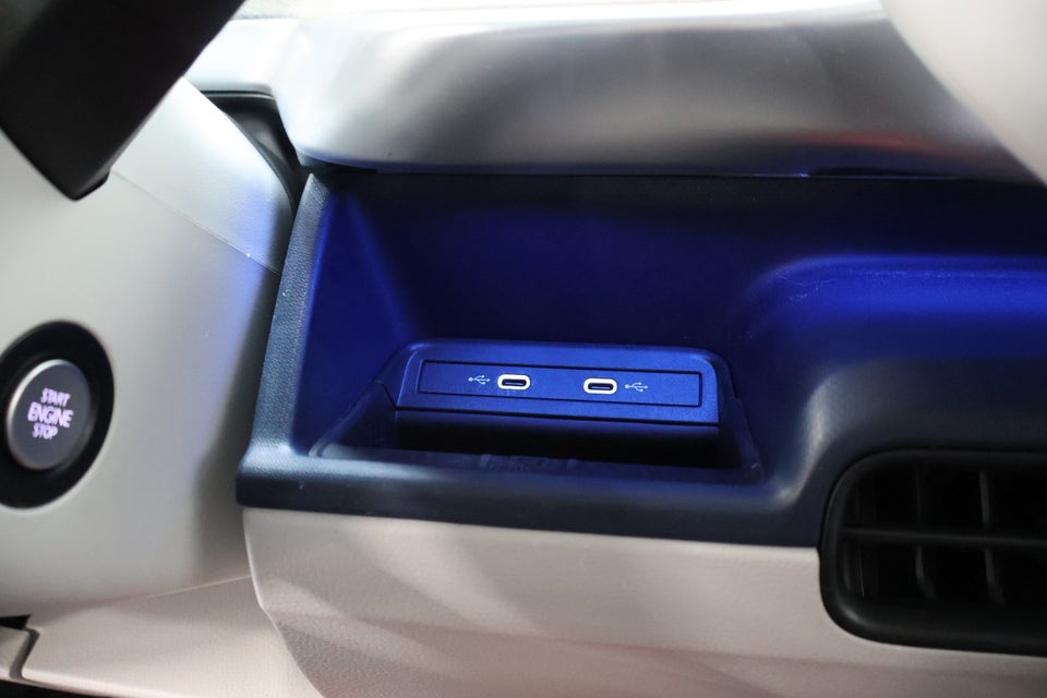 VW ID.Buzz 77 Pro SWB 5d