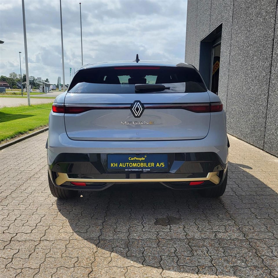 Renault Megane E-Tech 60 Iconic 5d