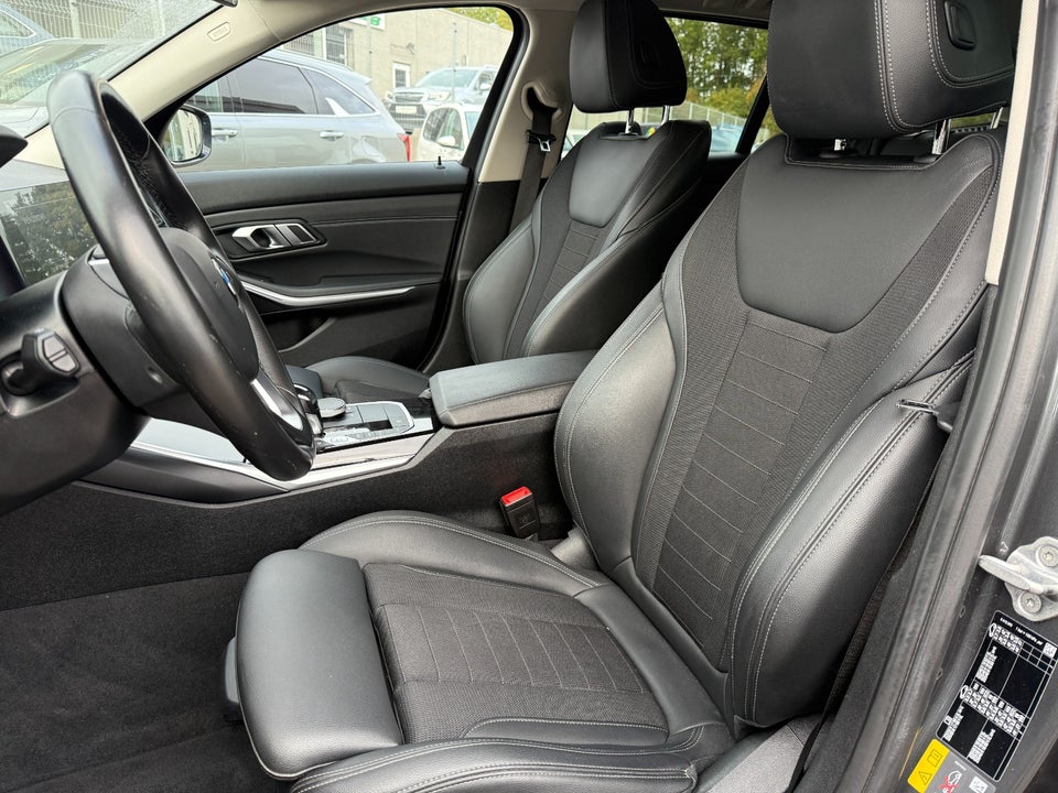 BMW 330e 2,0 Touring Sport Line aut. 5d