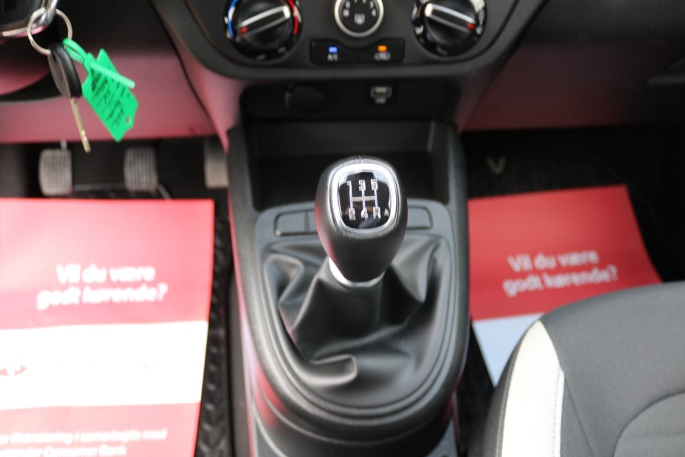 Hyundai i10 1,0 MPi Essential 5d