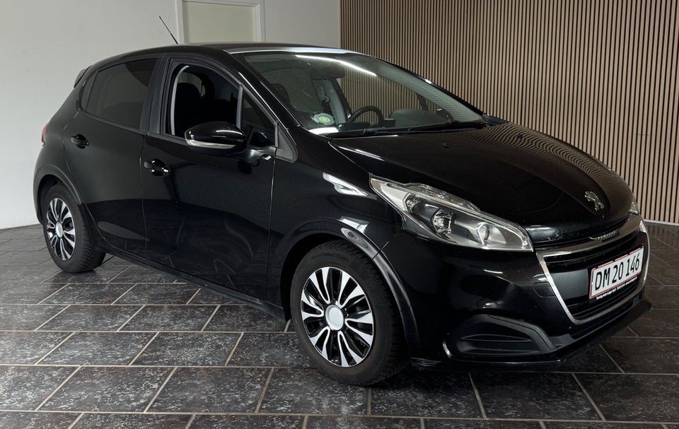 Peugeot 208 1,6 BlueHDi 100 Desire Sky 5d