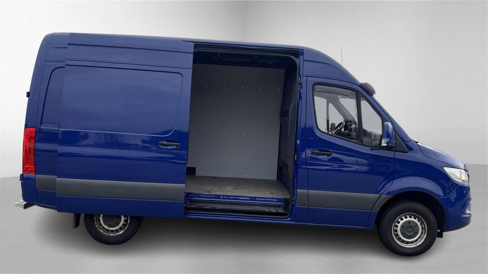 Mercedes Sprinter 316 2,2 CDi A2 Kassevogn RWD