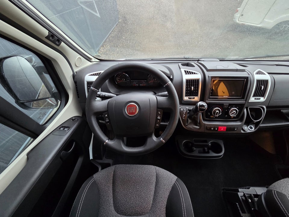 Sunlight V66 2,2 JTD 140 aut. 3d