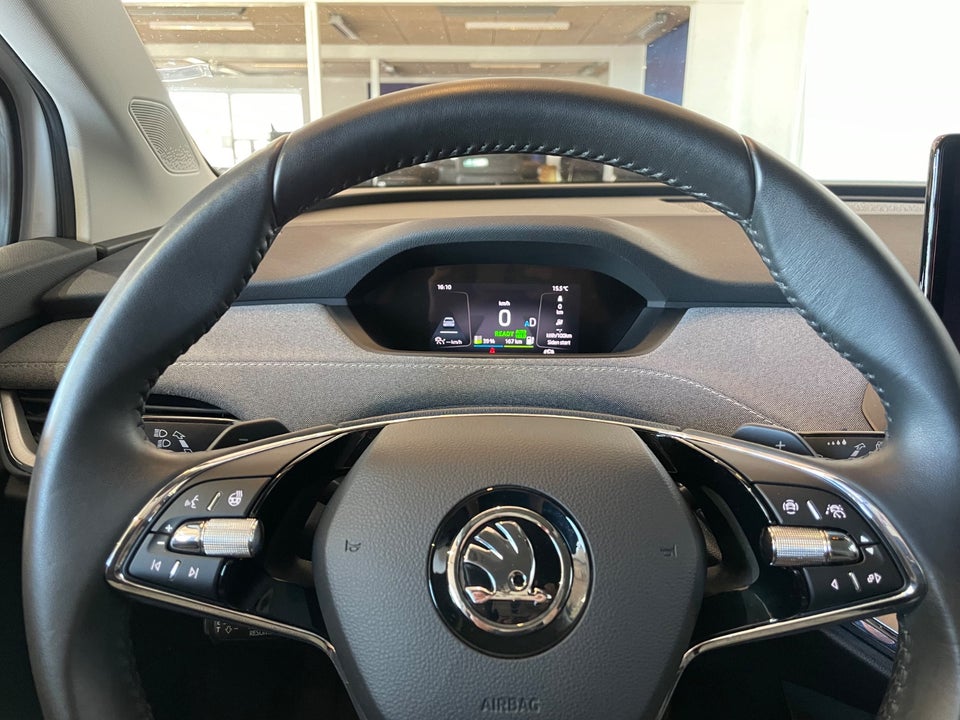 Skoda Enyaq 80 iV Plus Loft 5d