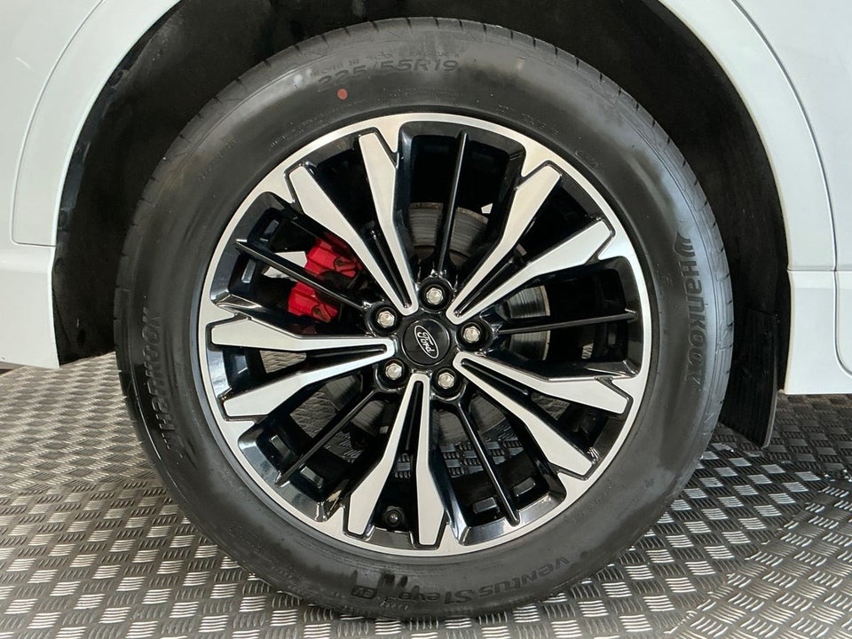 Ford Kuga 2,5 PHEV ST-Line CVT 5d