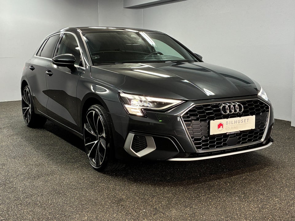 Audi A3 40 TFSi e Prestige Sportback S-tr. 5d