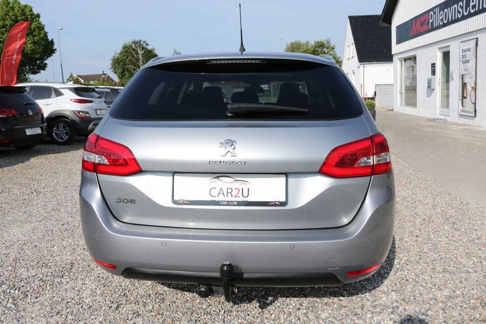 Peugeot 308 1,2 e-THP 130 Selection Sky SW 5d