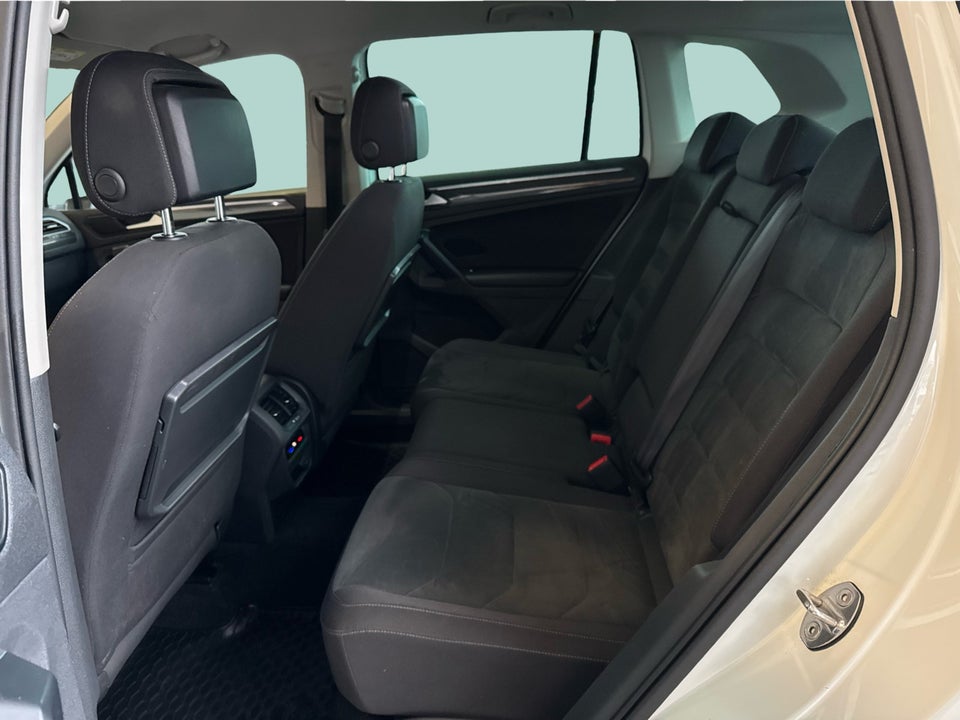 VW Tiguan 2,0 TDi 150 R-line DSG 5d