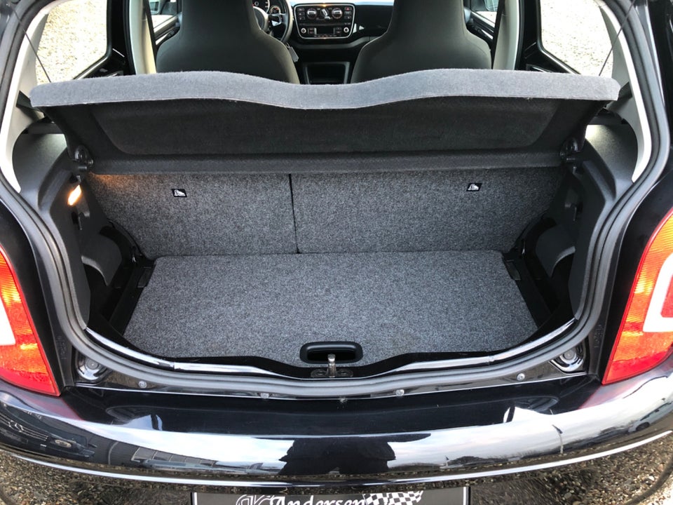 VW Up! 1,0 60 High Up! BMT 5d