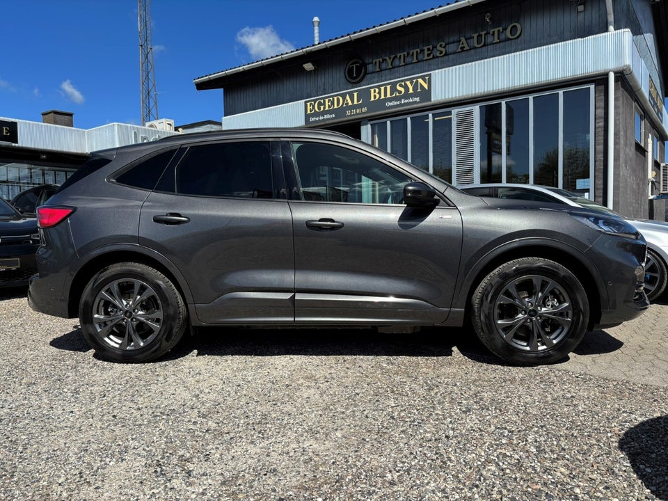 Ford Kuga 2,5 PHEV ST-Line X CVT 5d