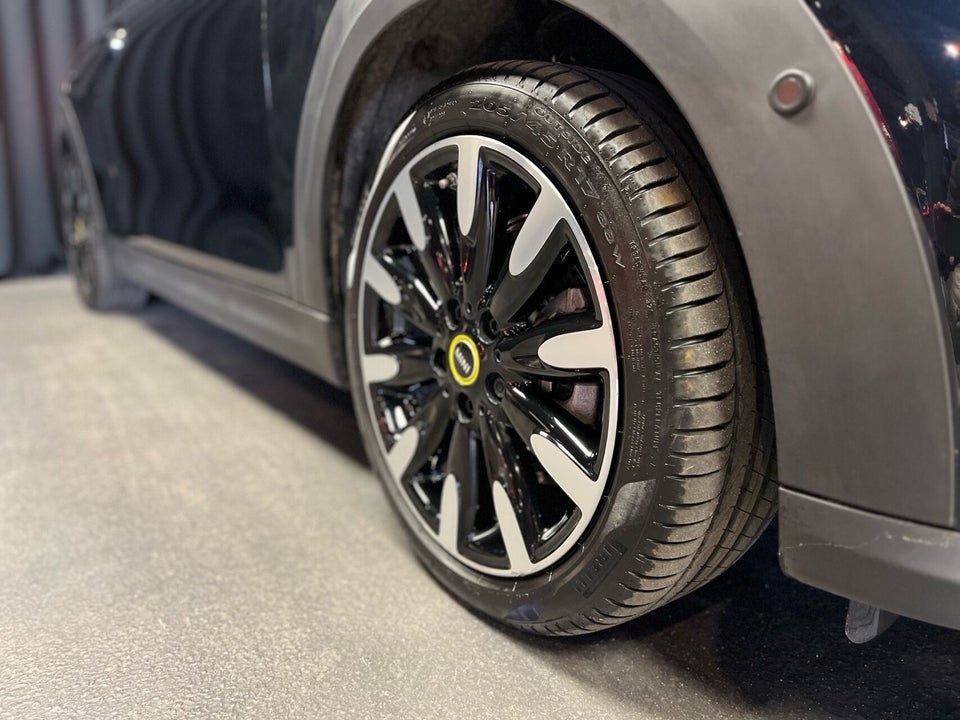 MINI Cooper SE Yours Trim 3d