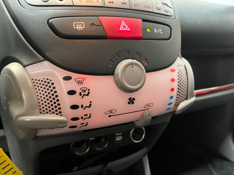 Citroën C1 1,0i Attraction 5d