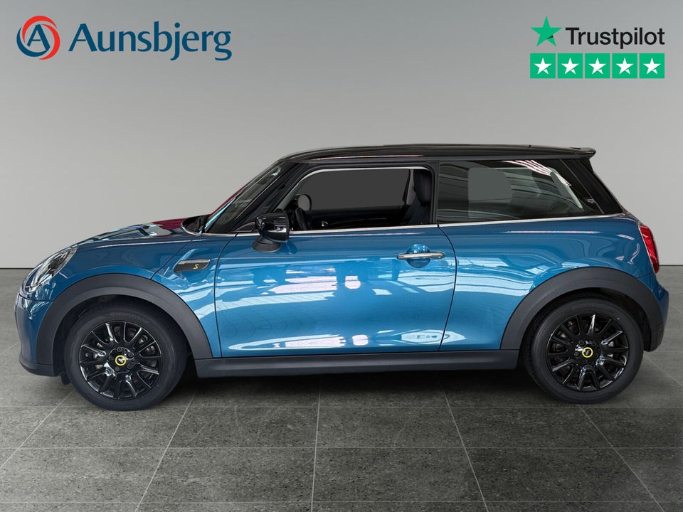 MINI Cooper SE Classic Trim 3d