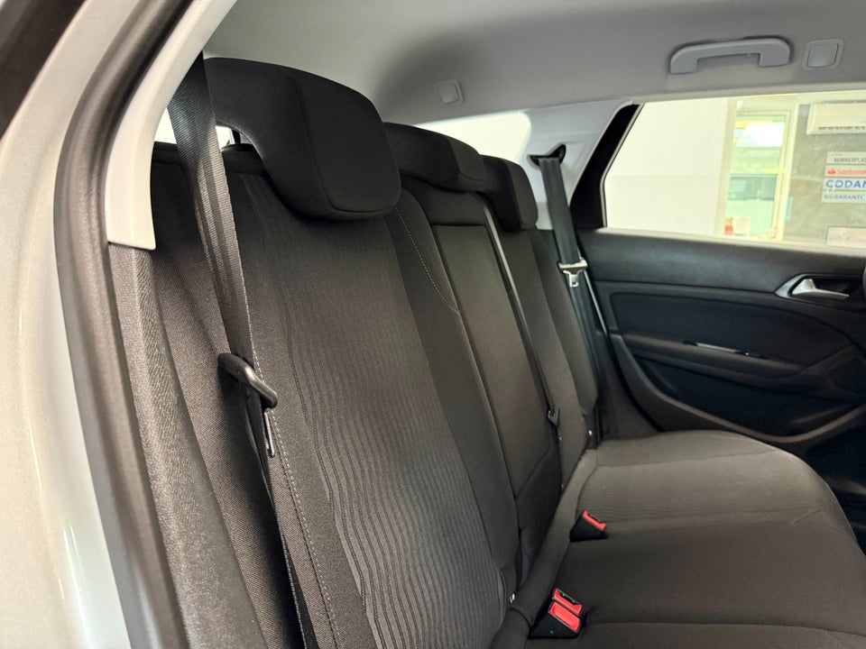 Peugeot 308 1,6 BlueHDi 120 Active SW EAT6 5d